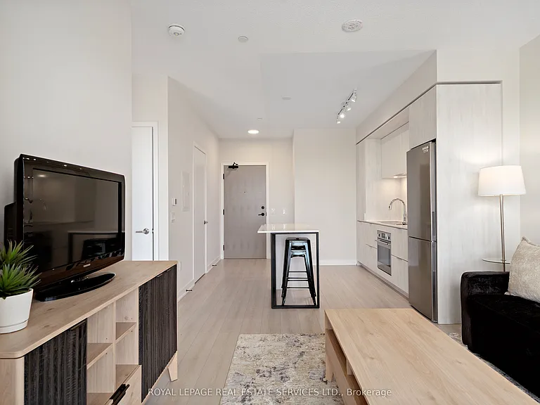 130 River St #1411 — Photo 15