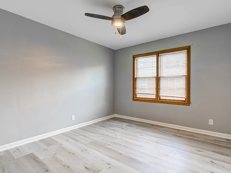 4610 Rookwood Ave — Photo 22