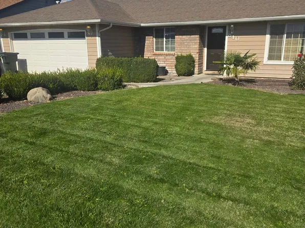 810 W Johns Ave, Hermiston, OR 97838
