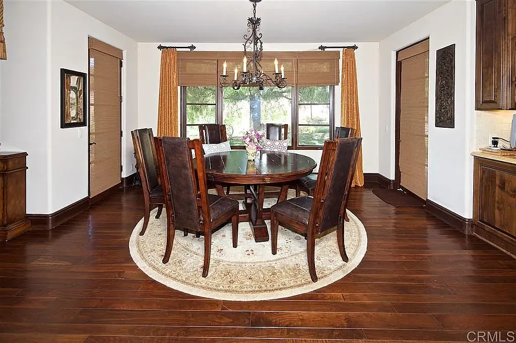 5 bed, 6136 sqft, $20,000 — Photo 2