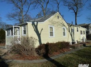 9 Tulip Rd, Rocky Point, NY 11778