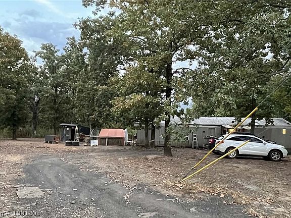 4th image of 21110 N Lookout Dr