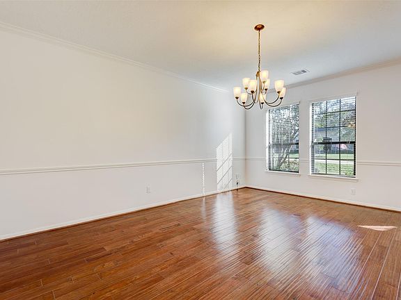 5th image of 24835 Waterstone Estates Cir W