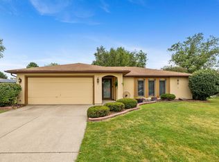 1307 Walker Ct, Auburn, IN 46706
