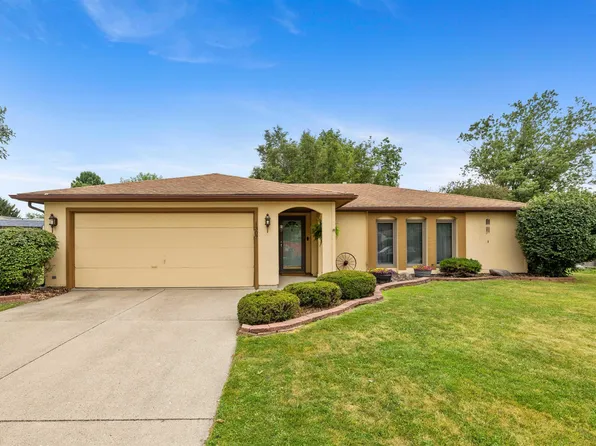 1307 Walker Ct, Auburn, IN 46706