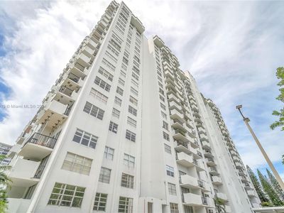 2780 NE 183rd St APT 1601, Aventura, FL, 33160