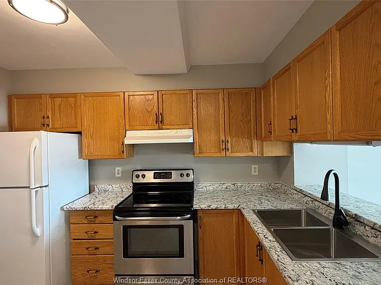 515 Riverside Dr W #403 — Photo 11