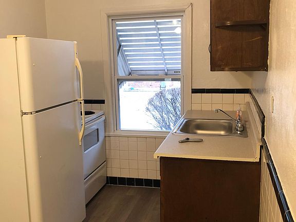 5th image of 3438 Saint Mark Ln