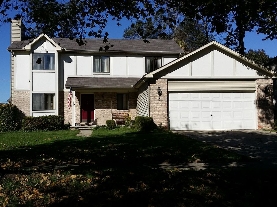 1st image of 34288 Parkgrove Dr