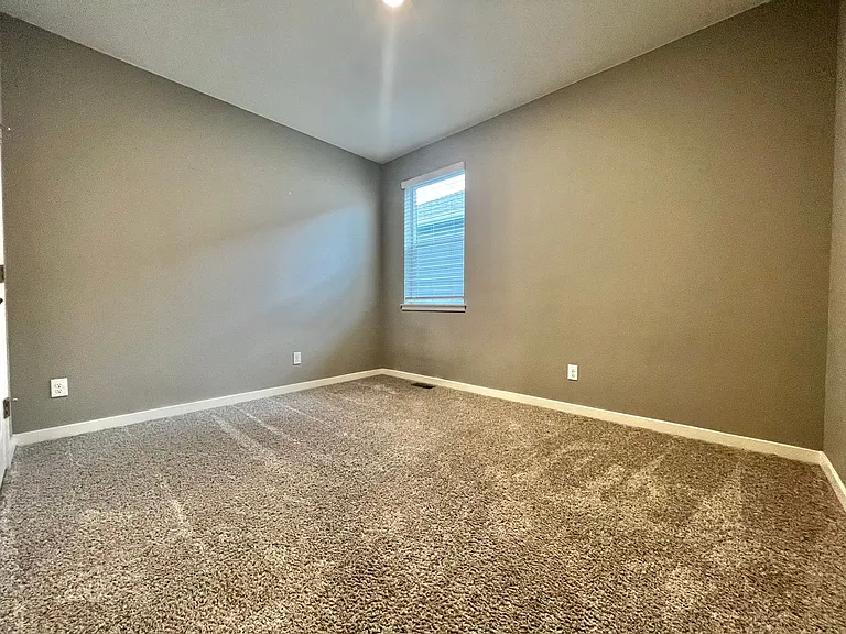 908 Rollins Den Dr — Photo 15