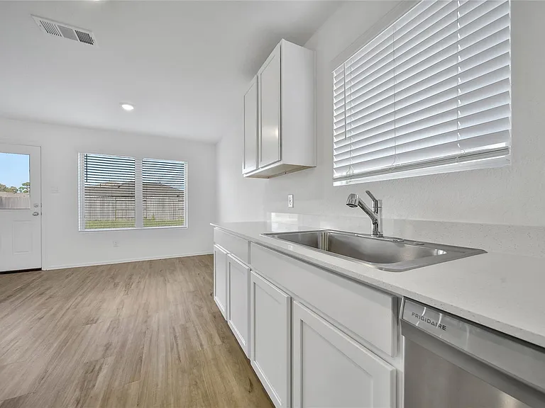 19554 Manduca Dr — Photo 13