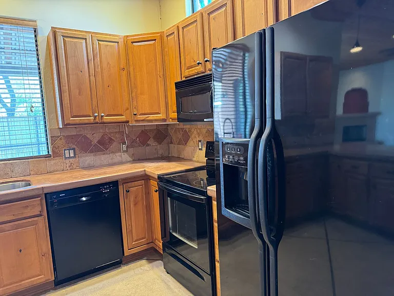 1717 N Baxter Dr — Photo 29