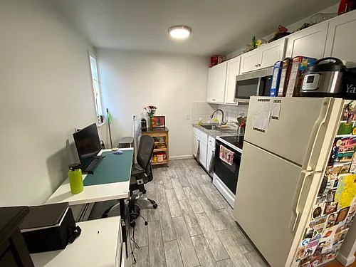 125 Court St #3A Photo 1