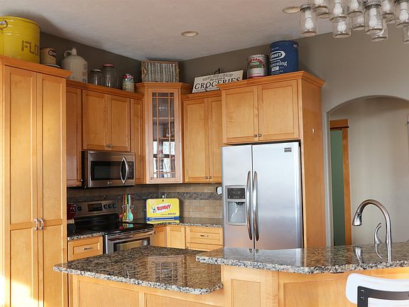 4th image of 110 Grandy Dr