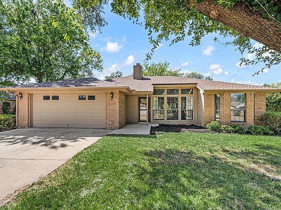5th image of 6 Alamosa Dr