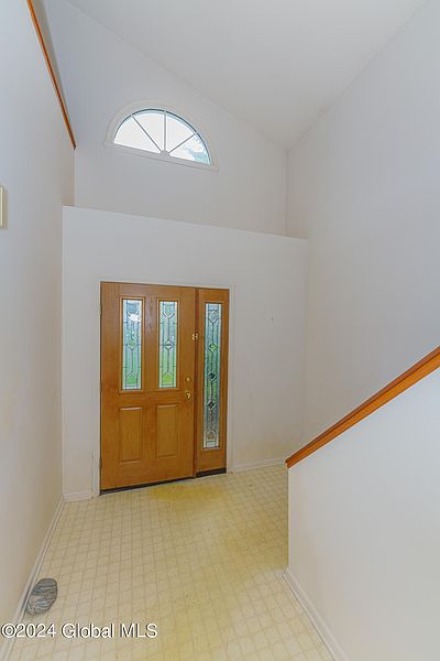 5th image of 2024 Rosedale Way