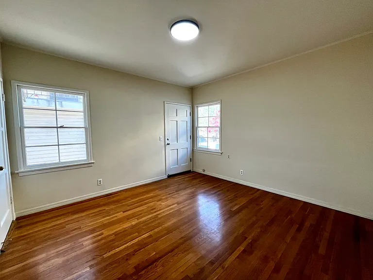 1332-1336 E Las Tunas Dr #1336.5 — Photo 8