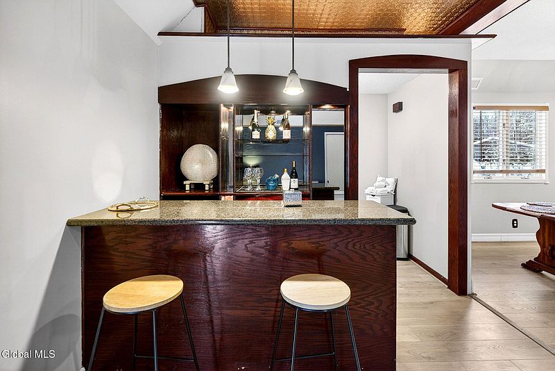 4th image of 10 Katherine Terrace