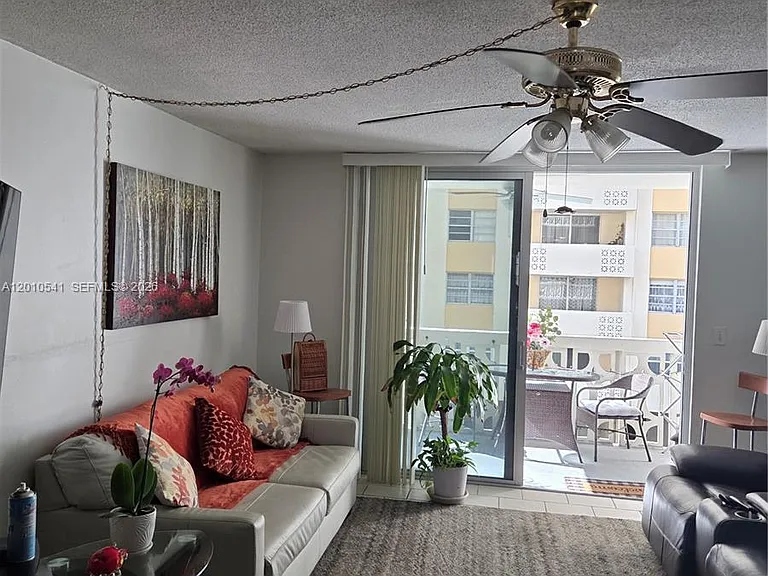 1817 S Ocean Dr #325 — Photo 9