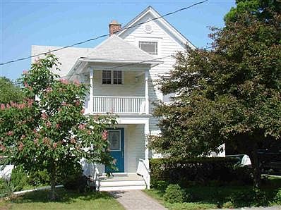 1st image of 15 Elm Dr