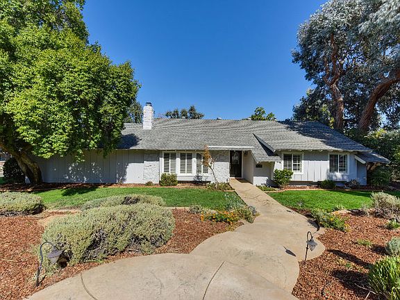2nd image of 913 Stoneman Way