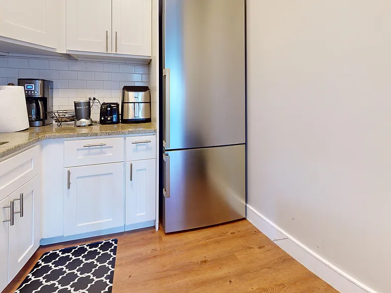 237 E 34th St #2003 — Photo 10