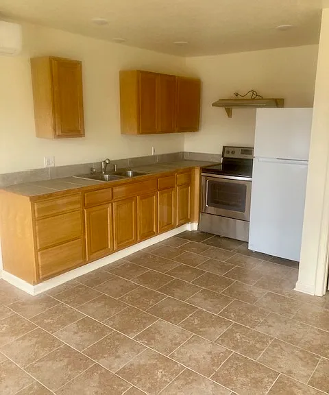 1001 McDonald Dr #11 — Photo 1