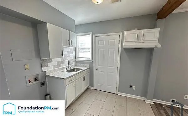 1491 Harlem St — Photo 3