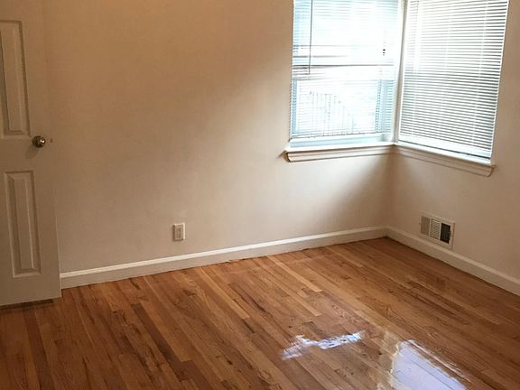 3rd image of 64-60 212th St