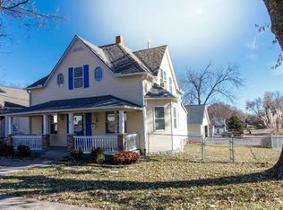 403 Allcutt Ave APT A, Bonner Springs, KS 66012