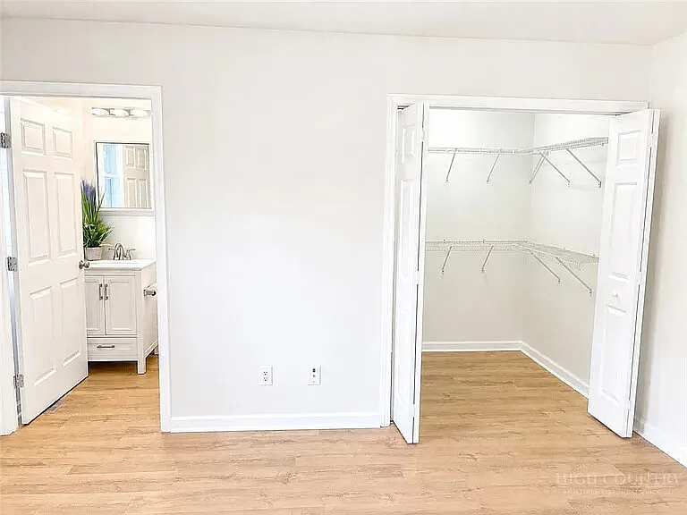 197 Russell Dr — Photo 8
