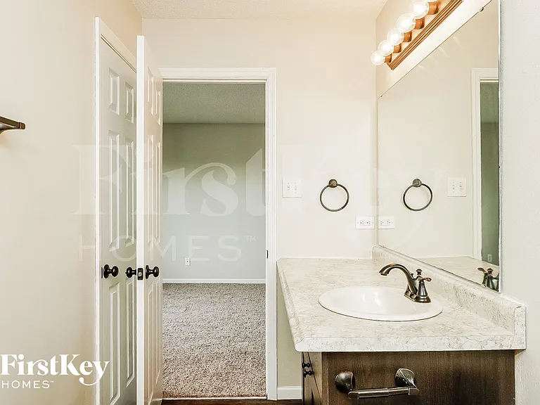 1181 Kenwood Dr — Photo 13