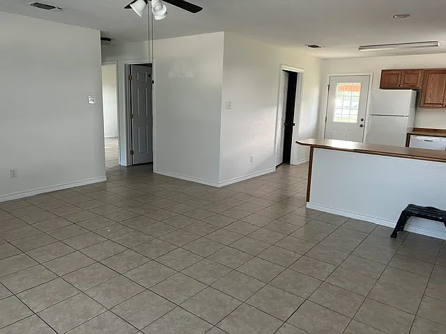 245 Private Road 1724 — Photo 5