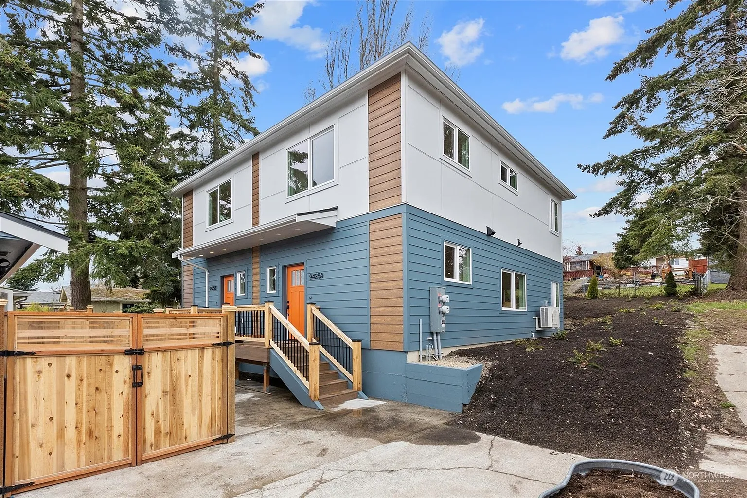9425 B 8th Avenue SW photo 1