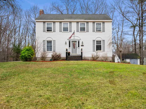 14 Amberwood Drive, Atkinson, NH 03811