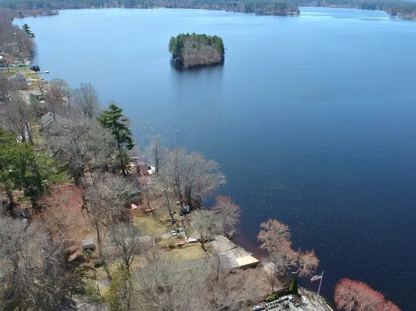 16 Norfolk St, Lakeville, MA 02347