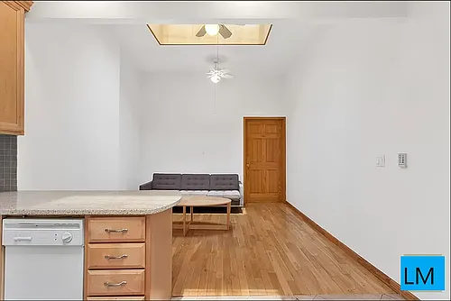 51 E Houston St Photo 1
