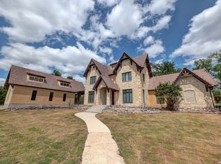 1104-B Lois St, Kerrville, TX 78028