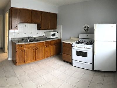 2nd image of 780 Waikiki Dr APT 1