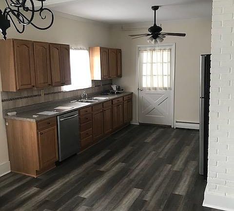 4th image of 149 Saratoga Ave #1
