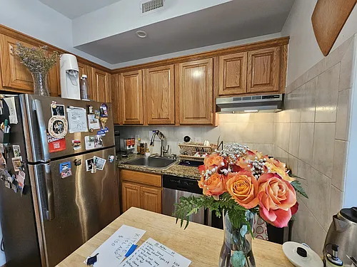 85 Butler St #3F Photo 1
