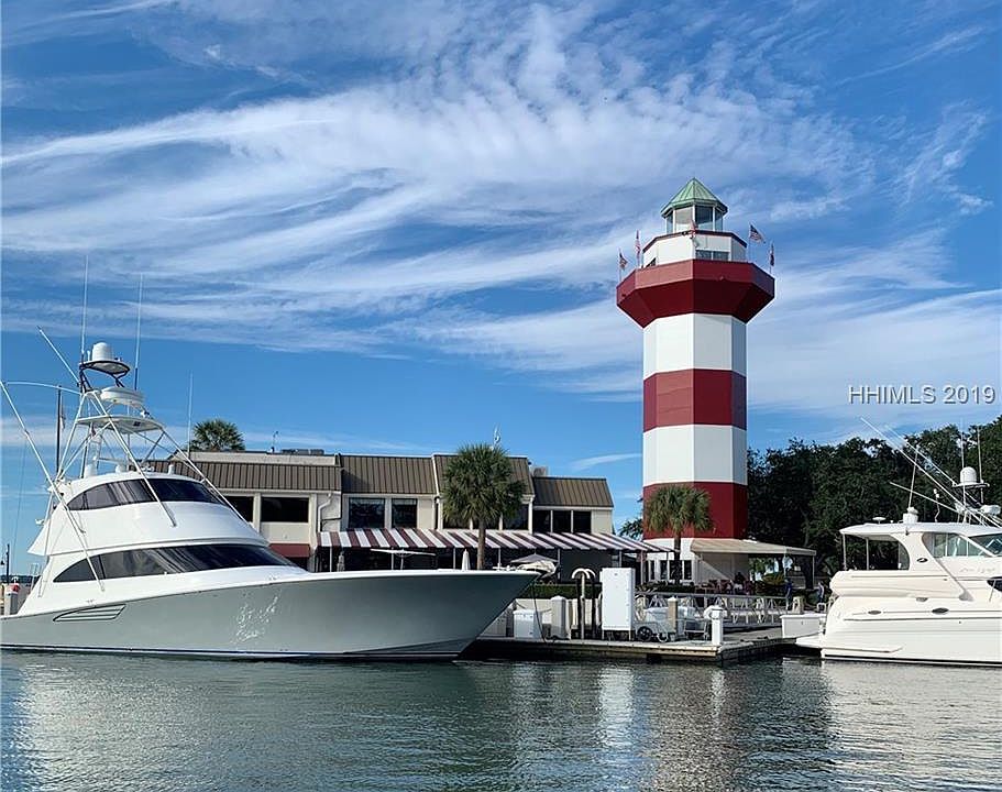 1st image of 82 Harbour Town Yacht Basin