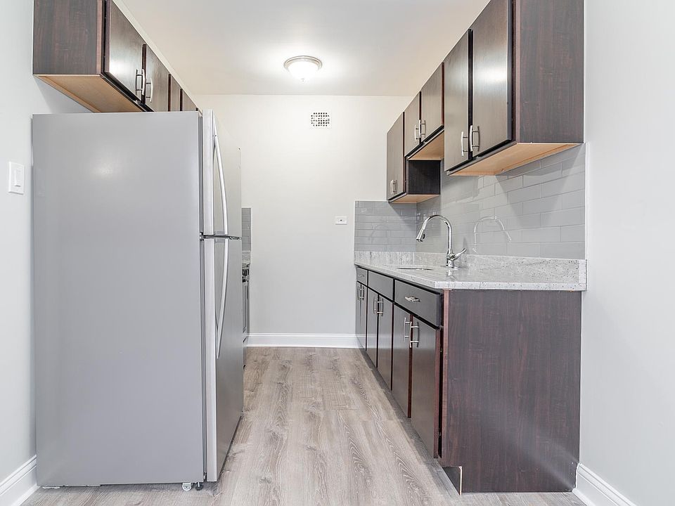 1st image of 6200 N Bell Ave #2