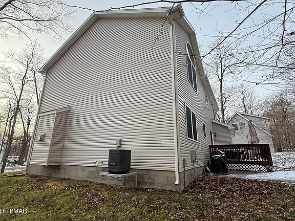 5th image of 142 Dorchester Dr
