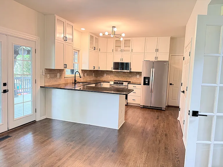 2024 Jennings St — Photo 3