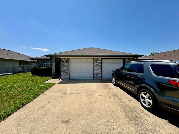 2nd image of 4601 Wade Dr #A