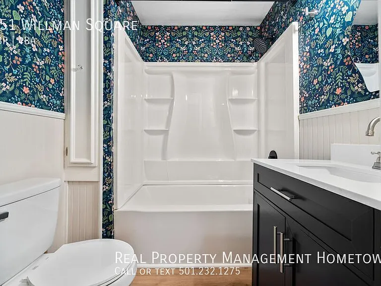 251 Willman Sq — Photo 49