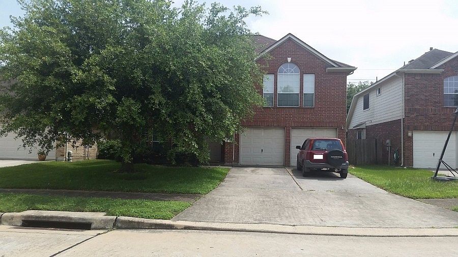 1st image of 18431 Brenwood Manor Dr