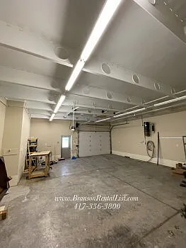 102 Stoneridge Est — Photo 43