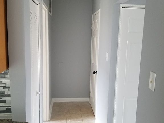 5th image of 1938 Arrowood Dr